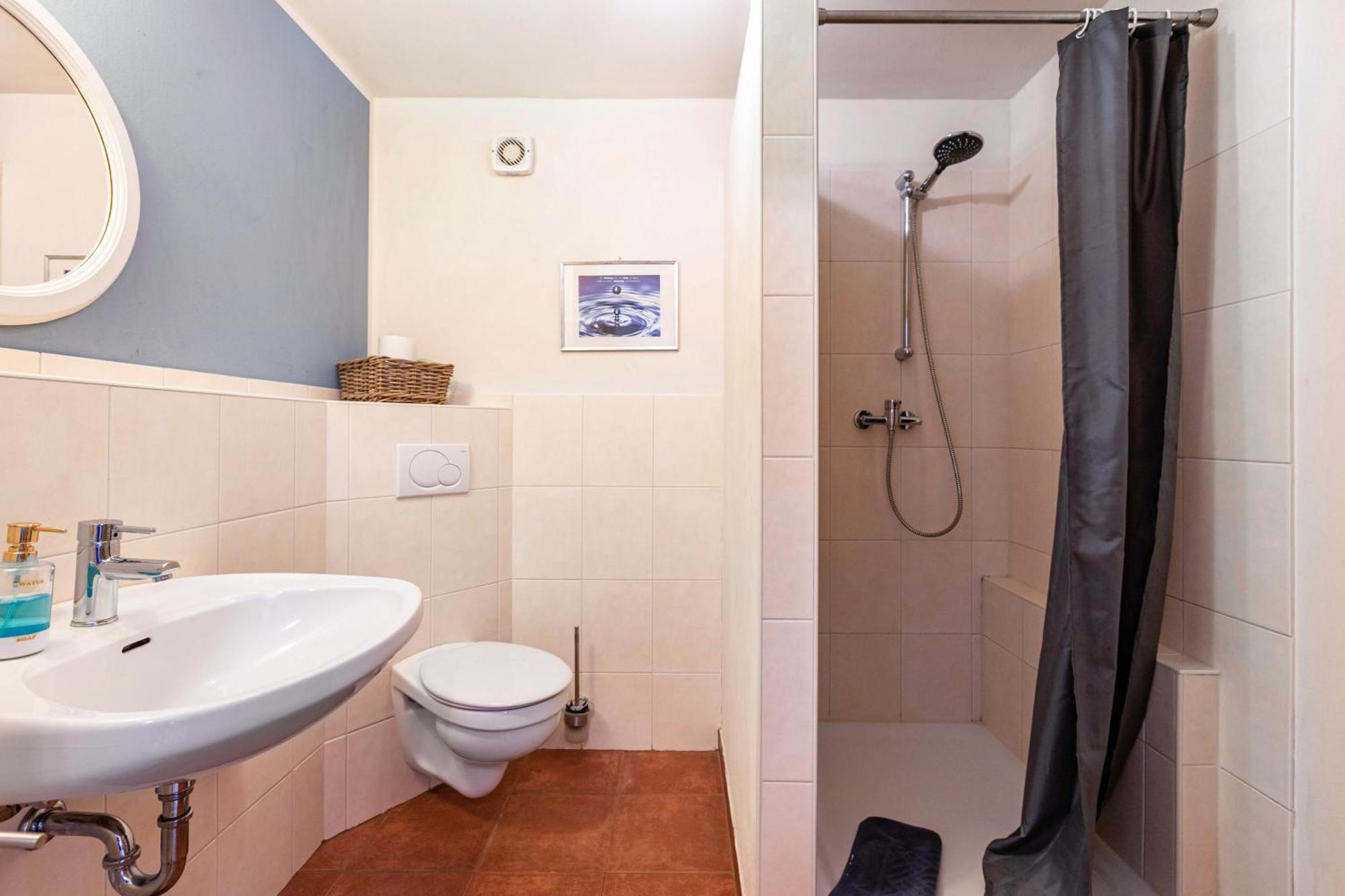Blauquarz Und Rauchquarz Apartment Reußenköge Bagian luar foto