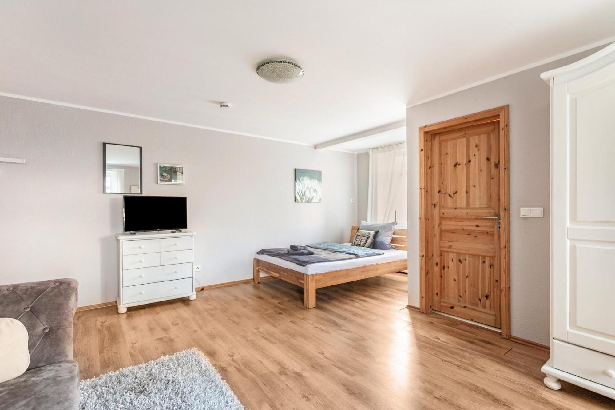 Blauquarz Und Rauchquarz Apartment Reußenköge Bagian luar foto